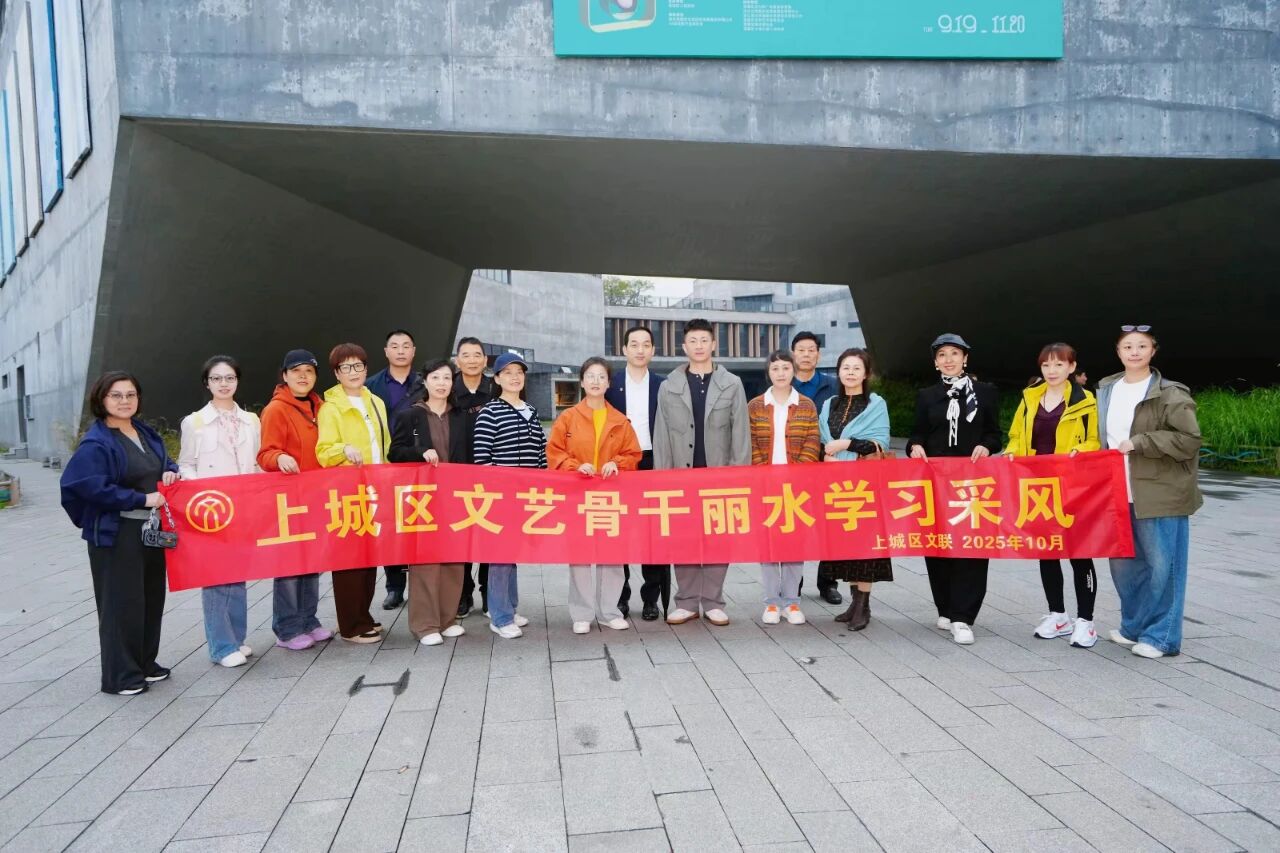 1762309141452390.jpg d3badd482d82f0fe5f2231b477bf2513.jpg