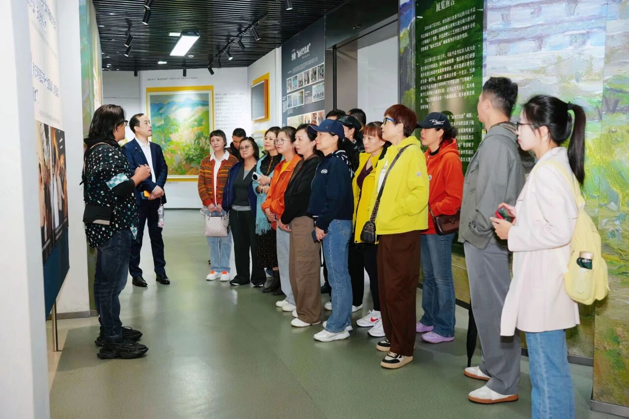 1762309187490288.jpg f616d3c8ea5c5a2af8cbd31e361db6a4.jpg