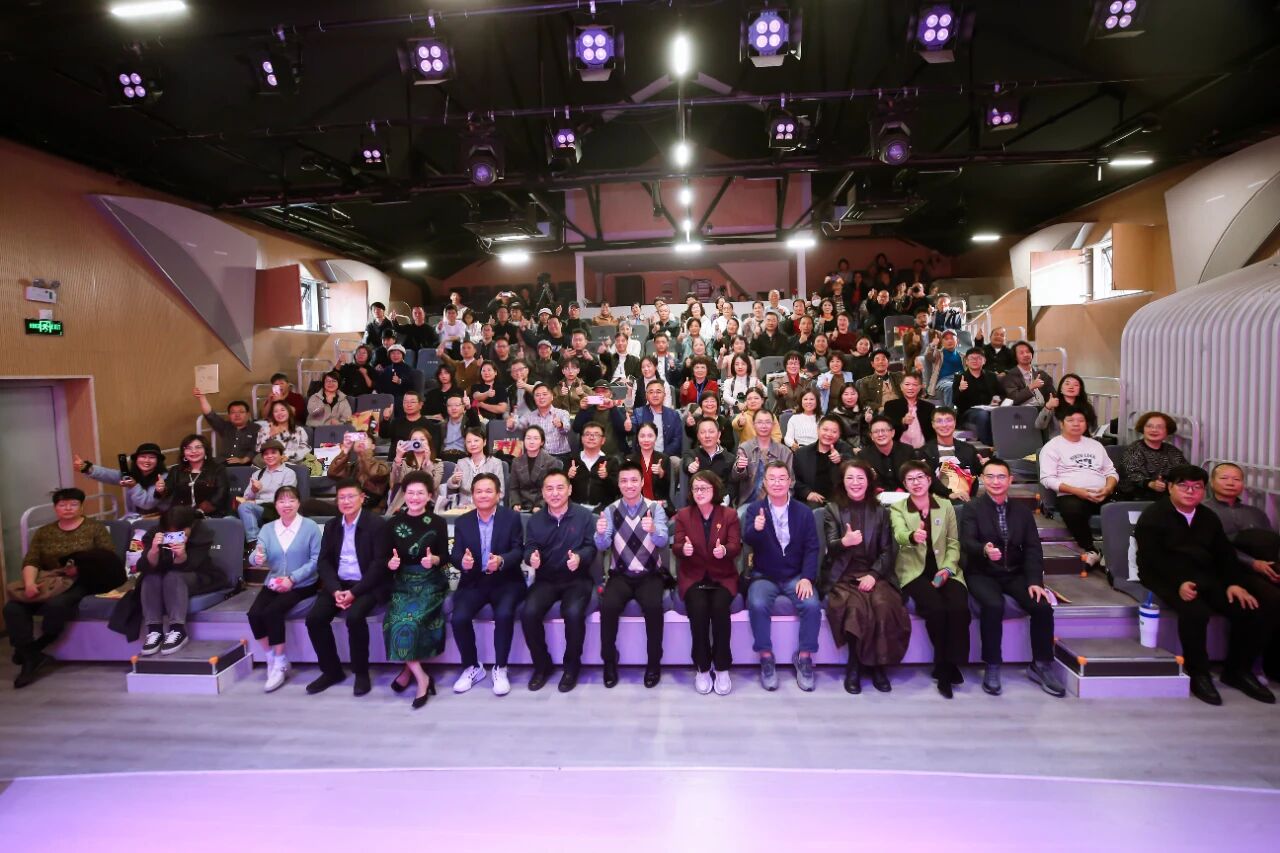 1763523775808310.jpg 9cf4d57265f18cd59dbacac6c1e1be8c.jpg